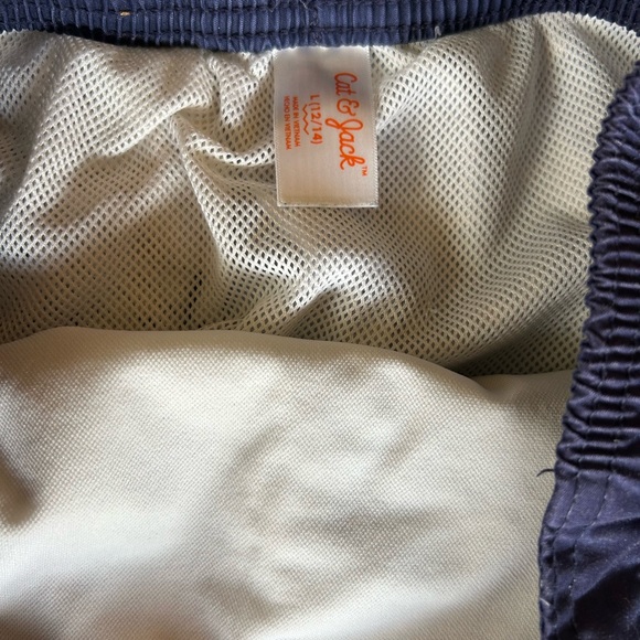 Cat and Jack USA flag swim trunks 12/14 - Picture 3 of 3